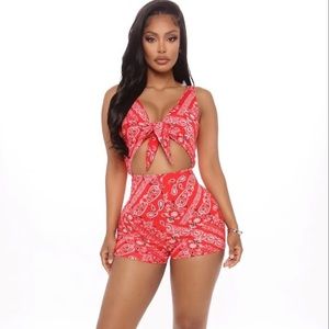 Fashion nova onesie